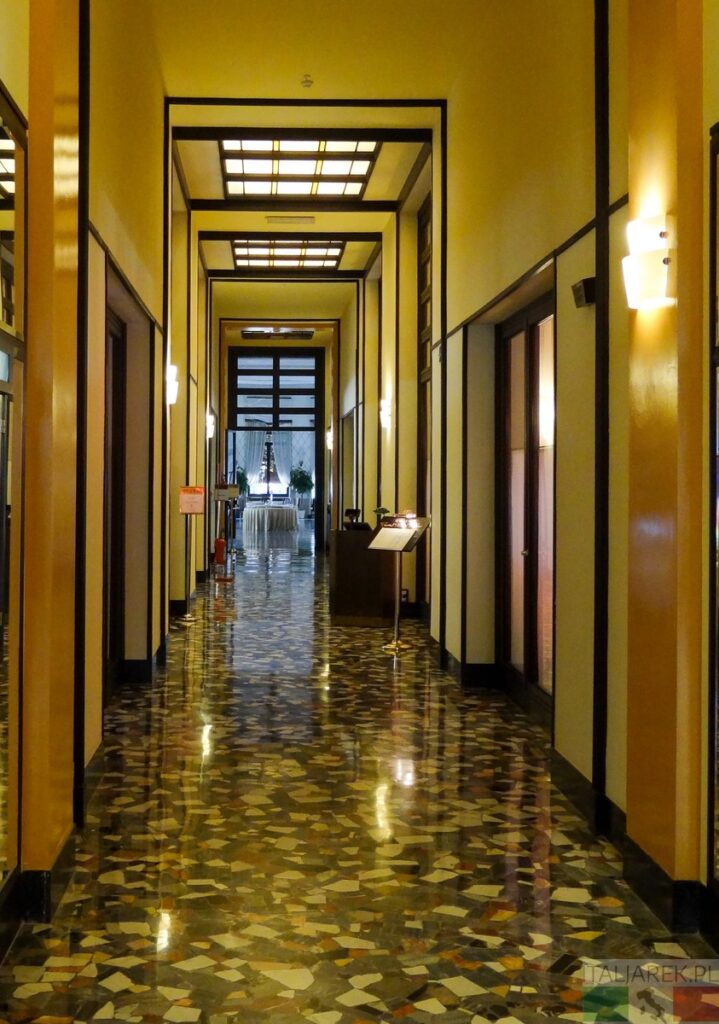 Grand Hotel Terme – korytarz hotelowy (parter)