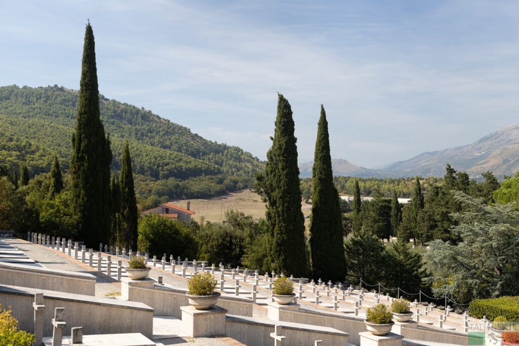 Mignano Montelungo -  włoski Cmentarz Wojenny. Program obchodów 80 rocznicy bitwy