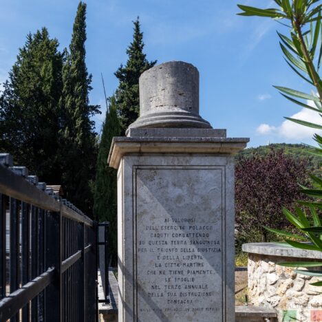 Montelungo – włoski cmentarz wojenny i muzeum