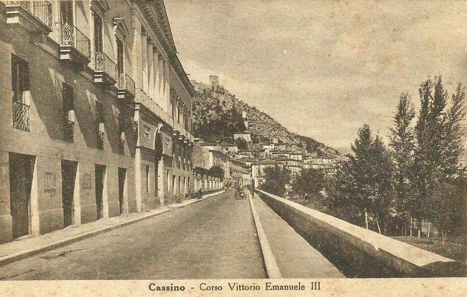 Pałac Barona na pocztówce z 1929 roku