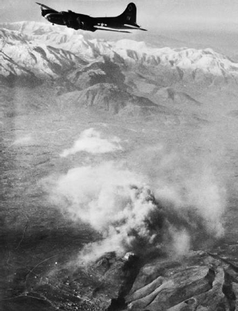 Bombardowanie opactwa Monte Cassino 15.02.1944