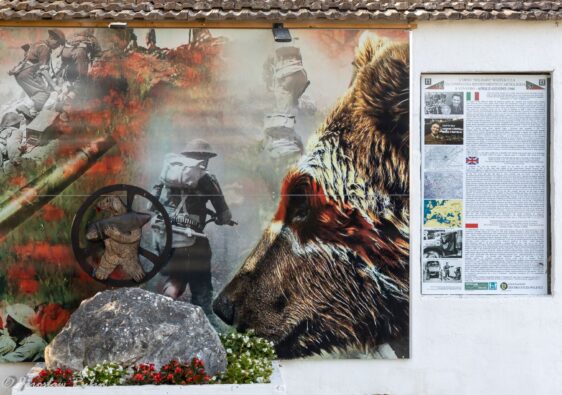 Niedźwiedź Wojtek - duży Wojtek