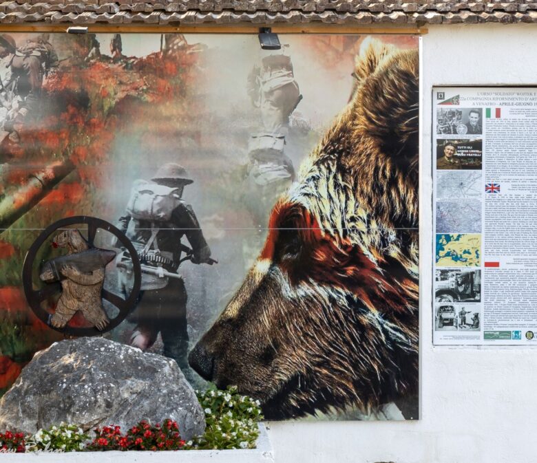 Niedźwiedź Wojtek - duży Wojtek