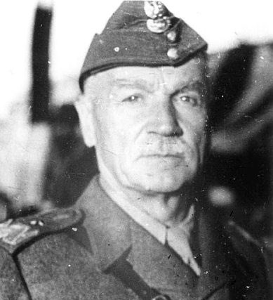 Gen. Bolesław Szarecki