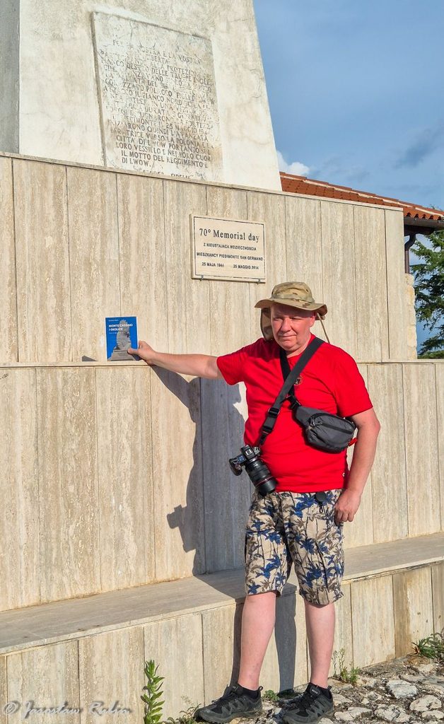 Piedimonte San Germano - przy pomniku Pułku 6 Pancernego "Dzieci Lwowskich"
